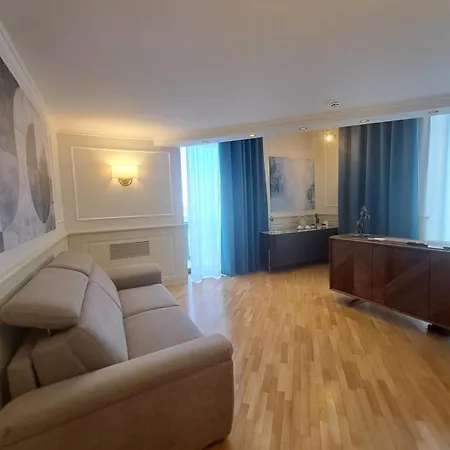 Europa Hotel 4*